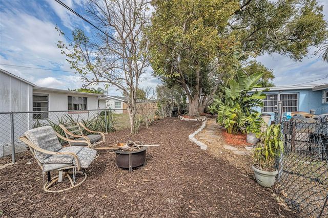 1131 ROYALWOOD DRIVE, Holiday, FL 34690