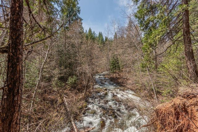 121, 141 Mountain Aire Road, Trinity Center, CA 96091