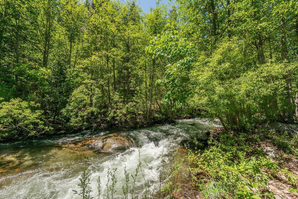 121, 141 Mountain Aire Road, Trinity Center, CA 96091