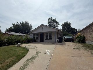 2240 SW 25th Street, Oklahoma City, OK 73108