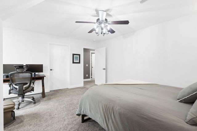 3831 E Brookdale Terrace, Springfield, MO 65802