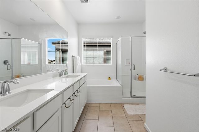 424 Isla Enclave Way, Henderson, NV 89011