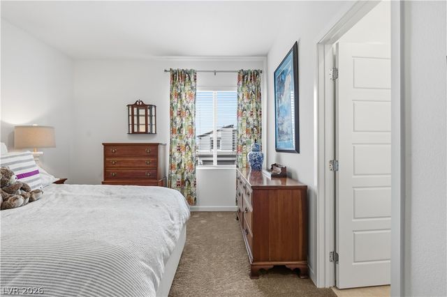 424 Isla Enclave Way, Henderson, NV 89011