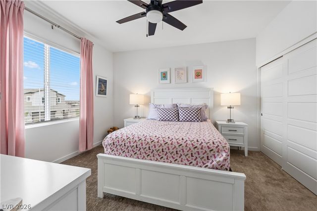 424 Isla Enclave Way, Henderson, NV 89011