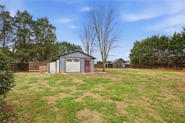 9124 West Oak Highway, Seneca, SC 29678