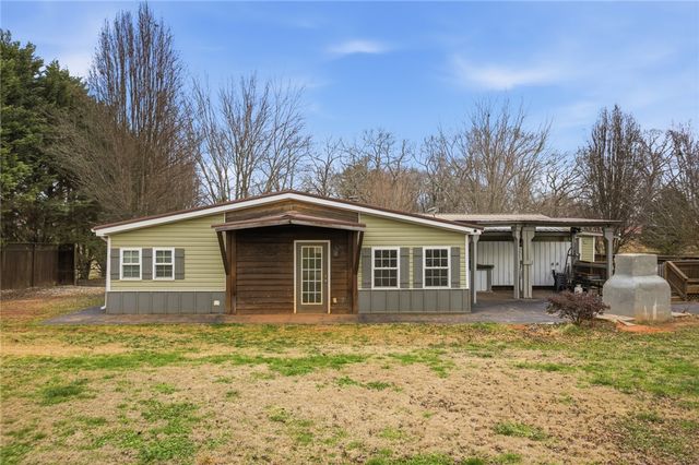 9124 West Oak Highway, Seneca, SC 29678