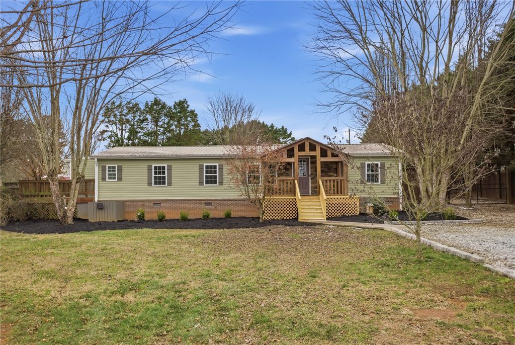 9124 West Oak Highway, Seneca, SC 29678