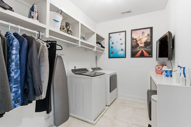 414B Westboro Dr, Nashville, TN 37209