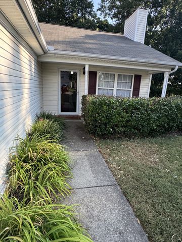 1117 S Hampton Close, Antioch, TN 37013