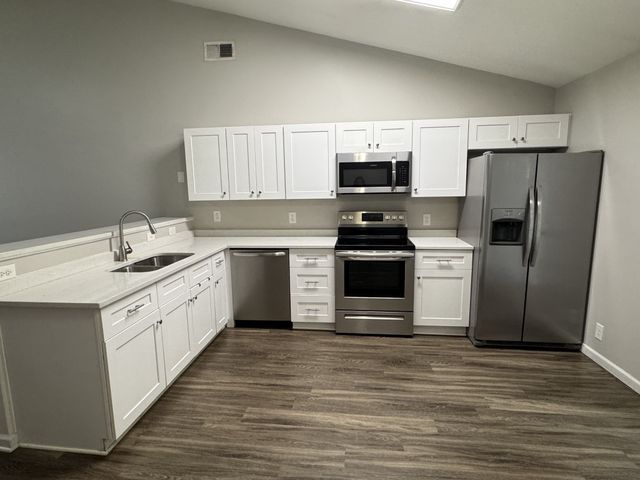 1117 S Hampton Close, Antioch, TN 37013