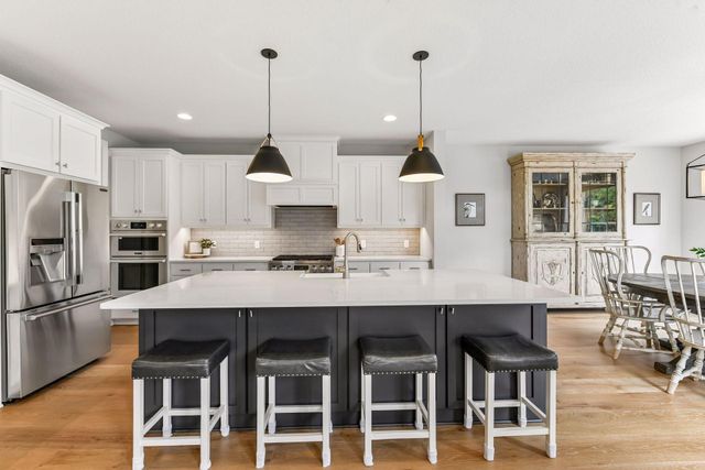 4303 Millstone Drive, Chaska, MN 55318