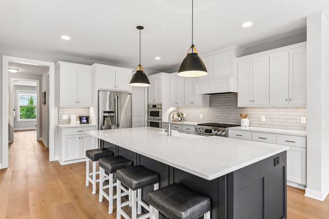4303 Millstone Drive, Chaska, MN 55318