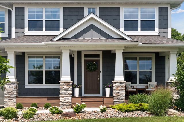 4303 Millstone Drive, Chaska, MN 55318