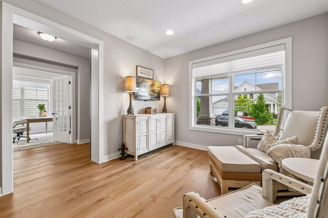 4303 Millstone Drive, Chaska, MN 55318