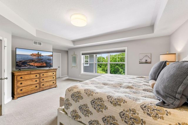 4303 Millstone Drive, Chaska, MN 55318