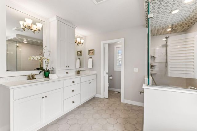 4303 Millstone Drive, Chaska, MN 55318