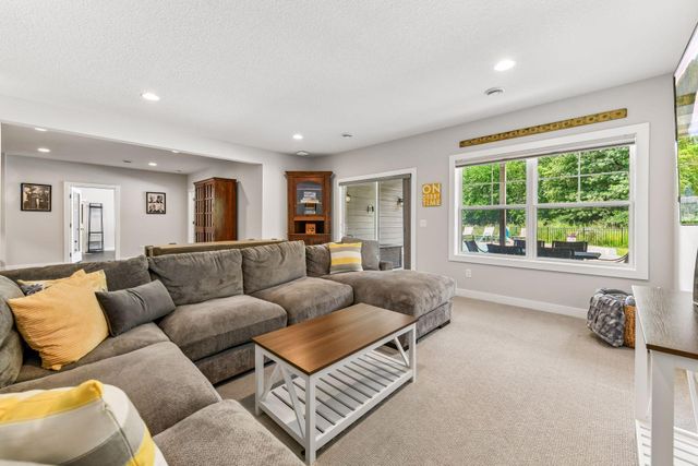 4303 Millstone Drive, Chaska, MN 55318