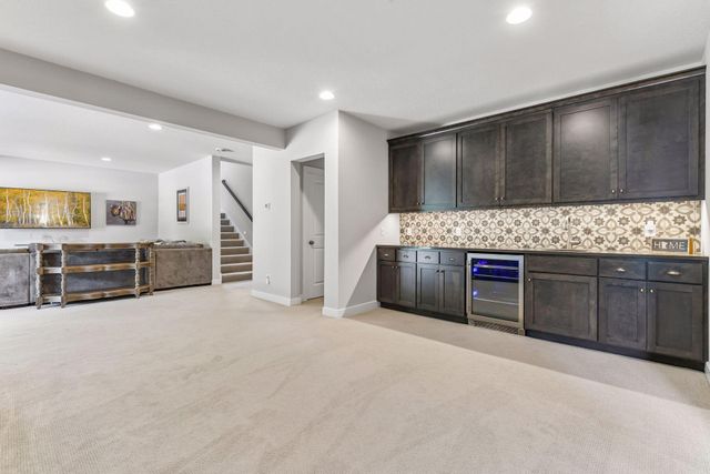 4303 Millstone Drive, Chaska, MN 55318
