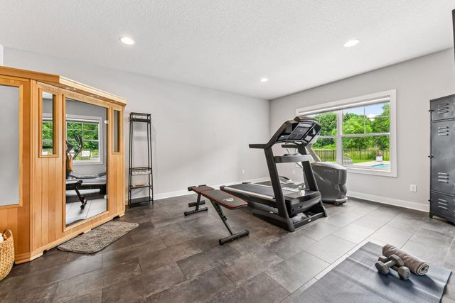 4303 Millstone Drive, Chaska, MN 55318