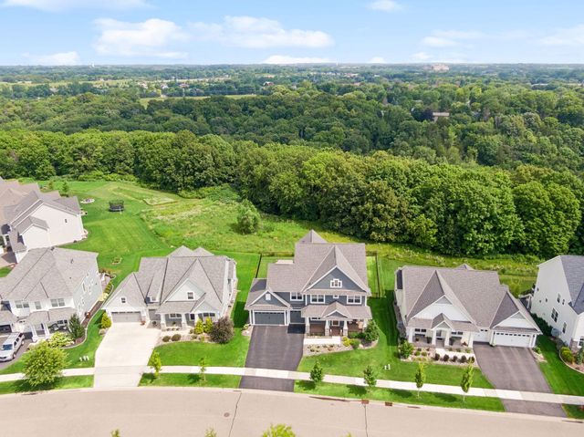 4303 Millstone Drive, Chaska, MN 55318