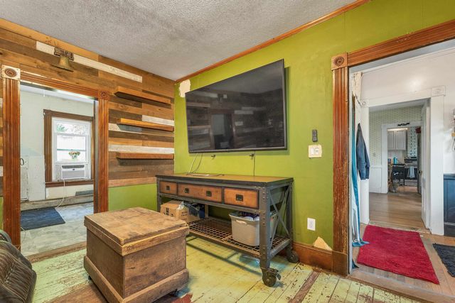 25 Cedar Street, Bristol, NH 03222