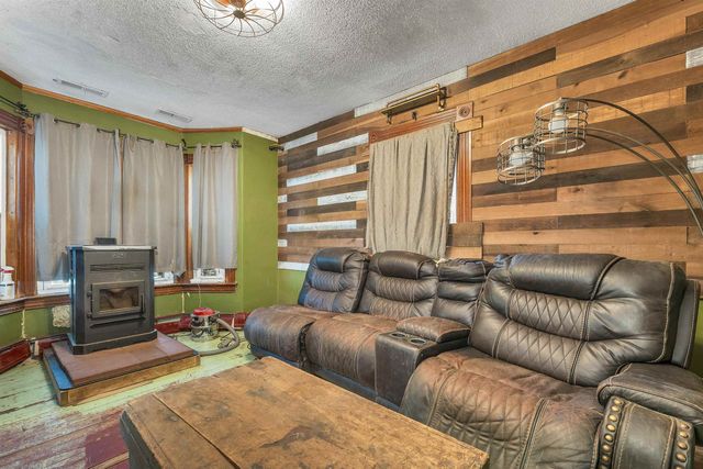 25 Cedar Street, Bristol, NH 03222