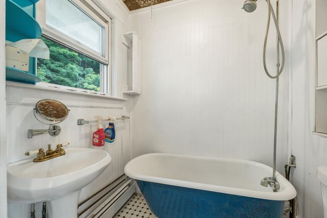 25 Cedar Street, Bristol, NH 03222