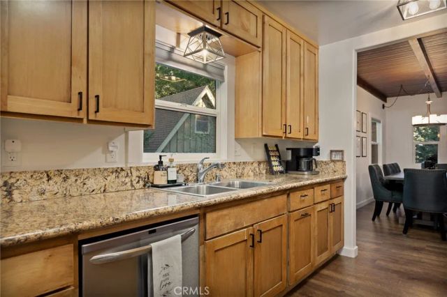 717 Crest Estates, Lake Arrowhead, CA 92352