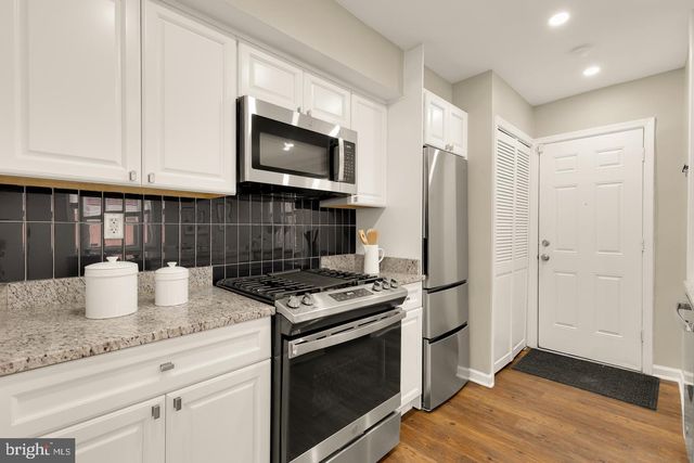 1101 16TH ST NE, Washington, DC 20002
