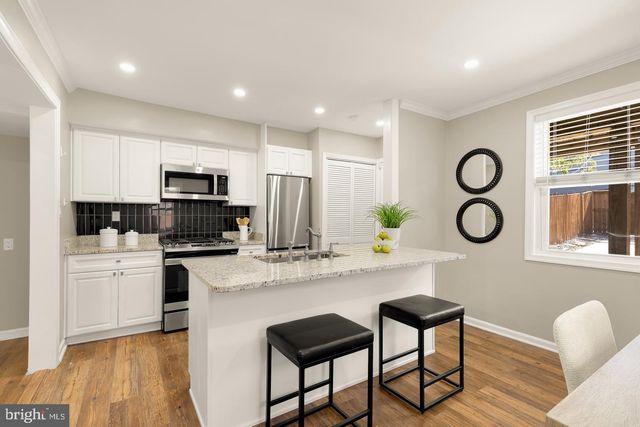 1101 16TH ST NE, Washington, DC 20002