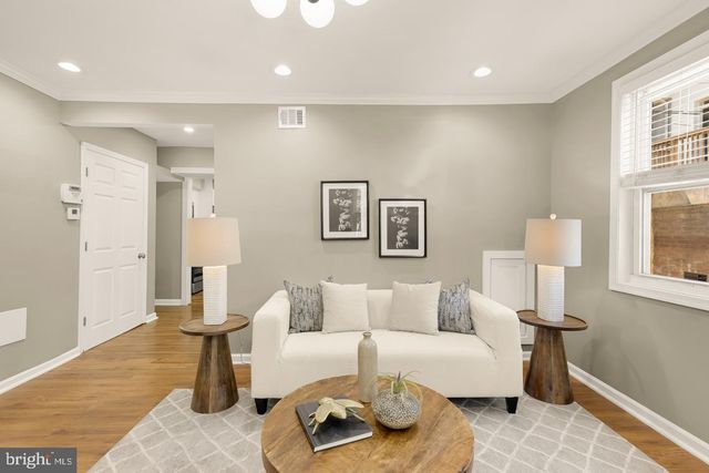 1101 16TH ST NE, Washington, DC 20002