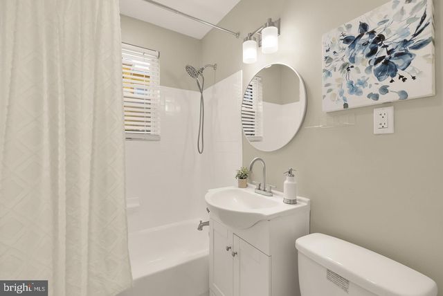 1101 16TH ST NE, Washington, DC 20002