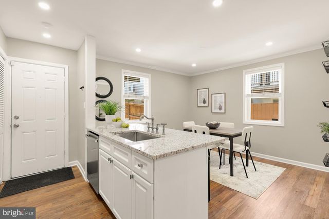 1101 16TH ST NE, Washington, DC 20002