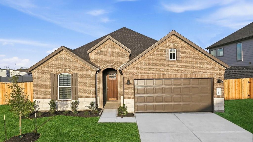 3214 Coral Bluff Drive, Texas City, TX 77510