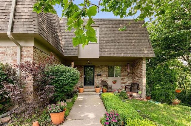 1844 E 97th Street, Kansas City, MO 64131