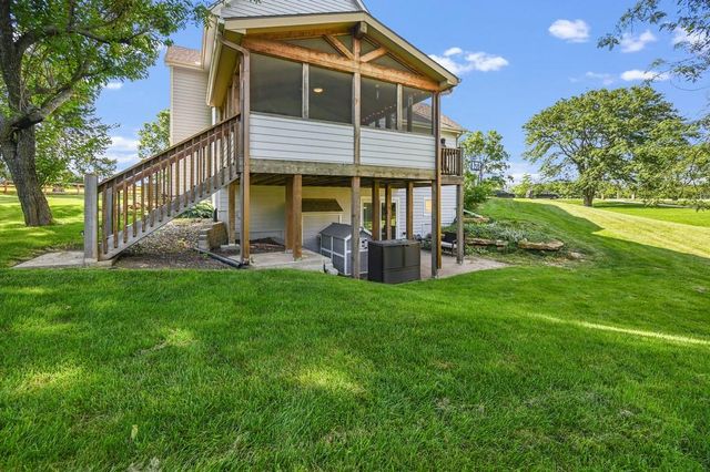 903 N 1464 Road, Lawrence, KS 66049