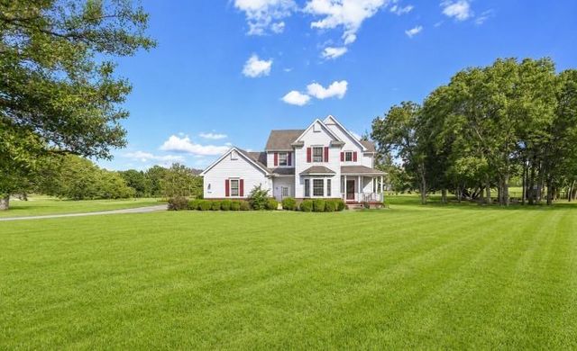 903 N 1464 Road, Lawrence, KS 66049