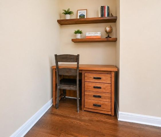 903 N 1464 Road, Lawrence, KS 66049