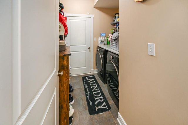 903 N 1464 Road, Lawrence, KS 66049