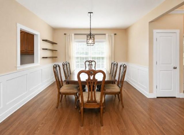 903 N 1464 Road, Lawrence, KS 66049