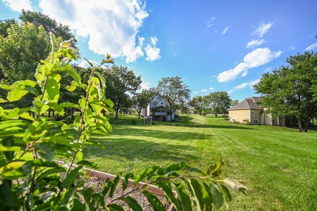 903 N 1464 Road, Lawrence, KS 66049