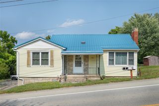 1561 & 1563 State Route 31, East Huntingdon, PA 15666