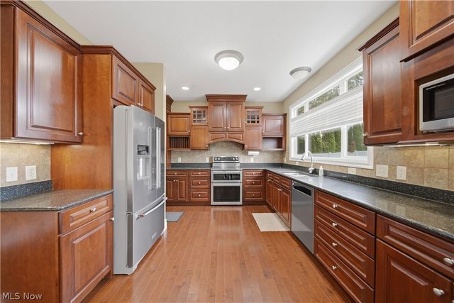 11075 Trenton Road NW, Uniontown, OH 44685