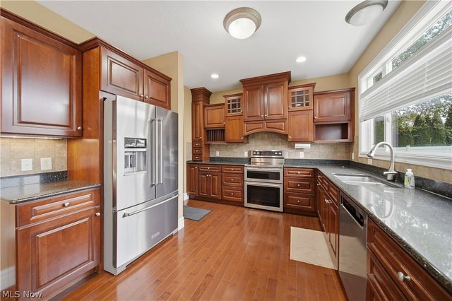 11075 Trenton Road NW, Uniontown, OH 44685