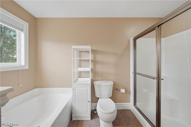 11075 Trenton Road NW, Uniontown, OH 44685