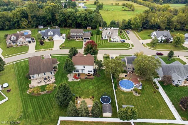 11075 Trenton Road NW, Uniontown, OH 44685