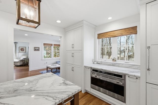 30 Forest Dr, Holden, MA 01520