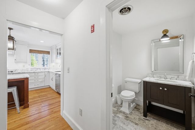 30 Forest Dr, Holden, MA 01520