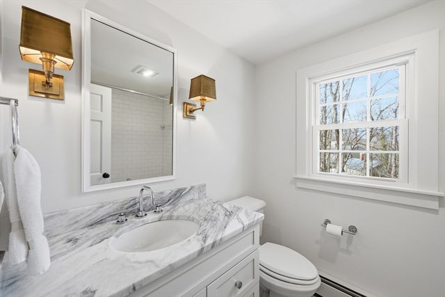 30 Forest Dr, Holden, MA 01520