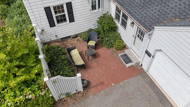 30 Forest Dr, Holden, MA 01520